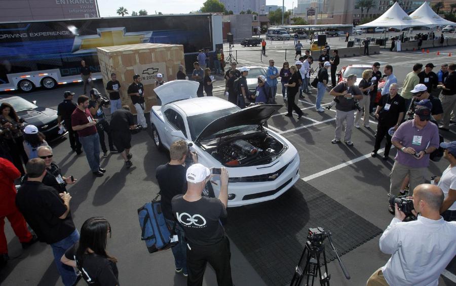  Chevrolet Camaro COPO Concept 2012 года  (фото 17 из 24)
